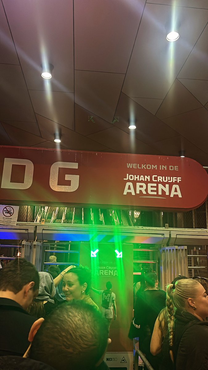 Robinafca tweet media