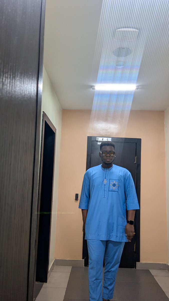 Vivus et salvus 🦅