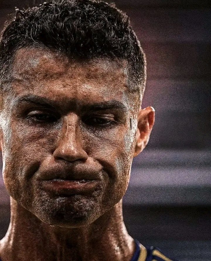 128,694 Professional footballers in the world but only one scored 950 goals