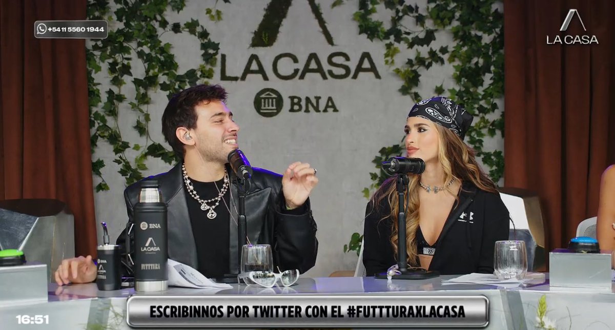 ✨#FUTTTURA se hizo realidad✨ 🥹
#PoggioJulieta <a href="/lizardoponce/">lizardo</a> <a href="/byniqo/">𝙉𝙞𝙘𝙤𝙡𝙖𝙨 𝘼𝙧𝙚𝙨</a> desde LA CASA en Tecnópolis! #rumis ✨🤍✨
Qué belleza!
Un chat lleno de amor internacional 🛸 🛸