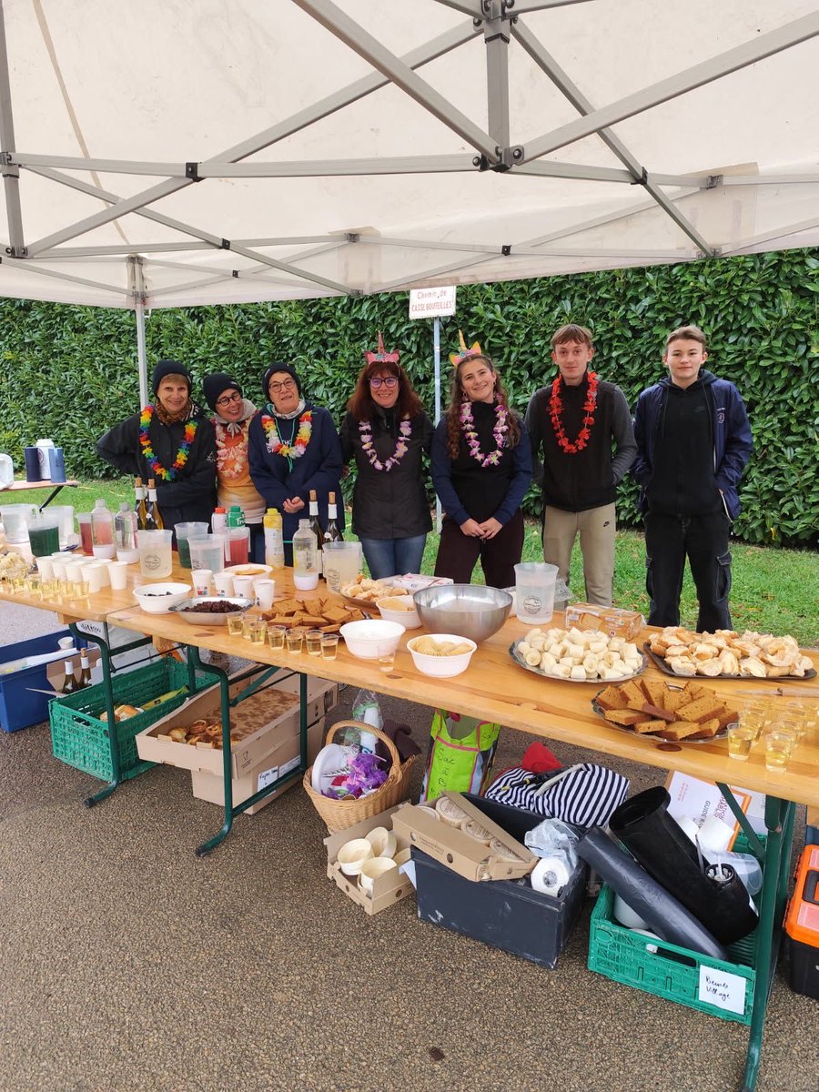 🦺 L’UDSP 89, en partenariat avec la FFSS, a assuré le dispositif de secours du Marathon de Chablis 🏃‍♂️, qui a réuni plus de 4 000 coureurs.

👏 Bravo aux organisateurs et aux sportifs pour cette belle édition ! 💪🔥