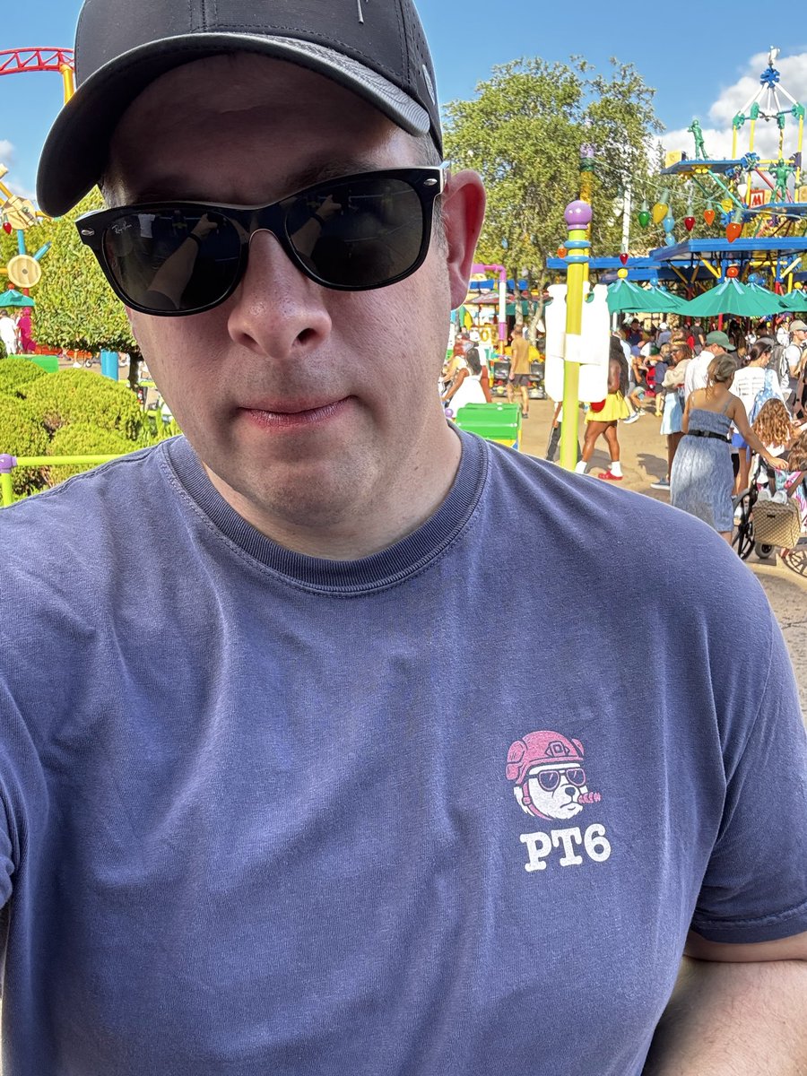 tommyv03's tweet photo. Representing #PT6 in Disney World today @ForTheDadsPod @ShermStu_2 @_willcompton   Im running the half marathon here tomorrow! Good to see @TaylorLewan77 walking around here today too! https://t.co/e6ki4fG4XM