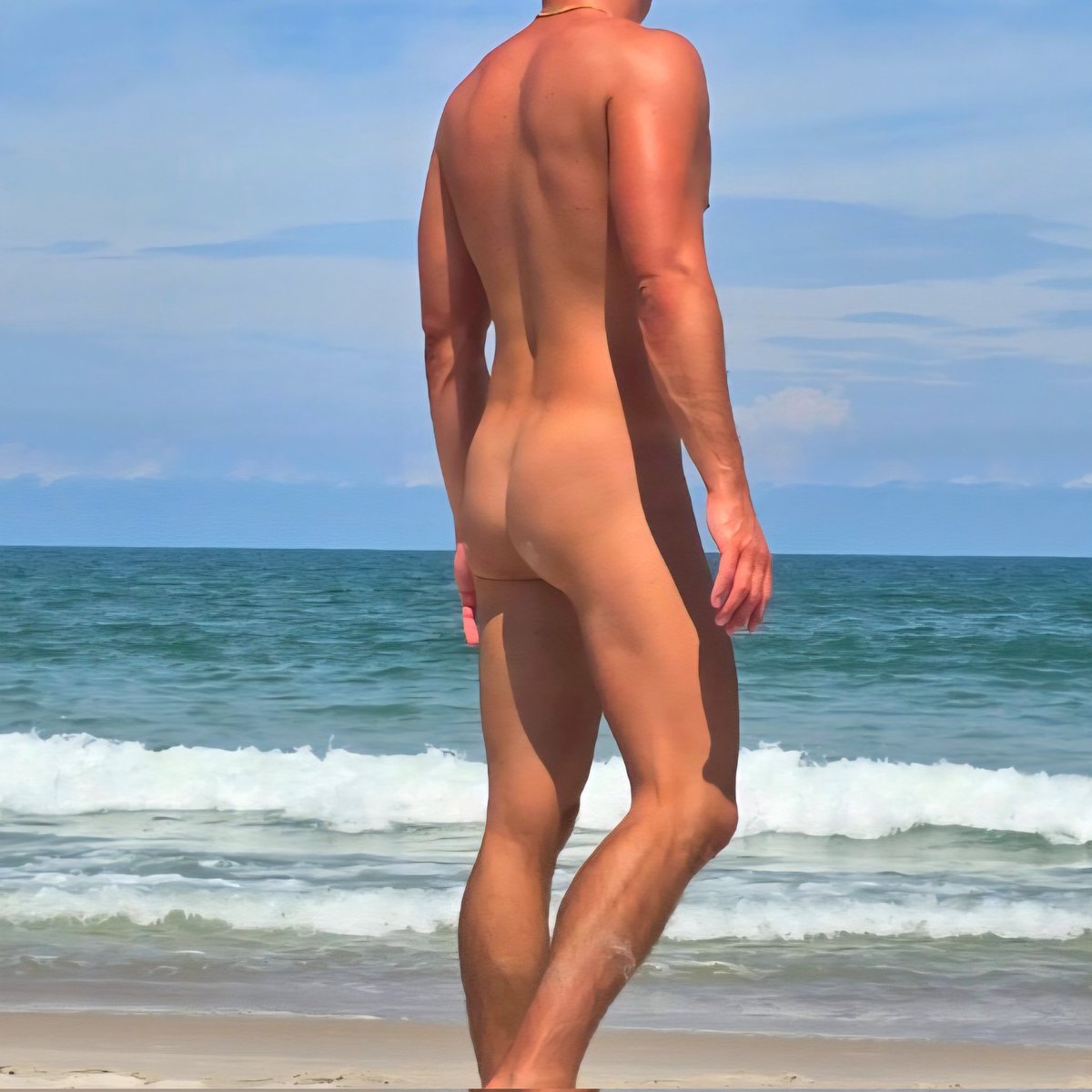 I hate my butt, on occasion though a good pic turns up 🍑 

#gayporn #exhibitionism #cumshot #nsfw #cock #gay #exhibition #cum