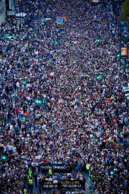 ddserrano_'s tweet image. Una imagen vale más que mil palabras.
El pueblo ha hablado y exige la dimisión de Mazón #XplicaIndignados #MazónDimisión