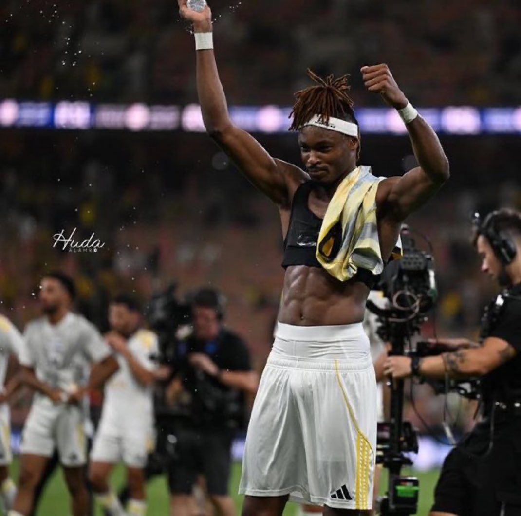 🚨🚨🚨🚨🚨🚨🚨🚨🚨🎙️

سيماكان:

سعيد جداً بتواجدي في أكبر نادي في قارة آسيا