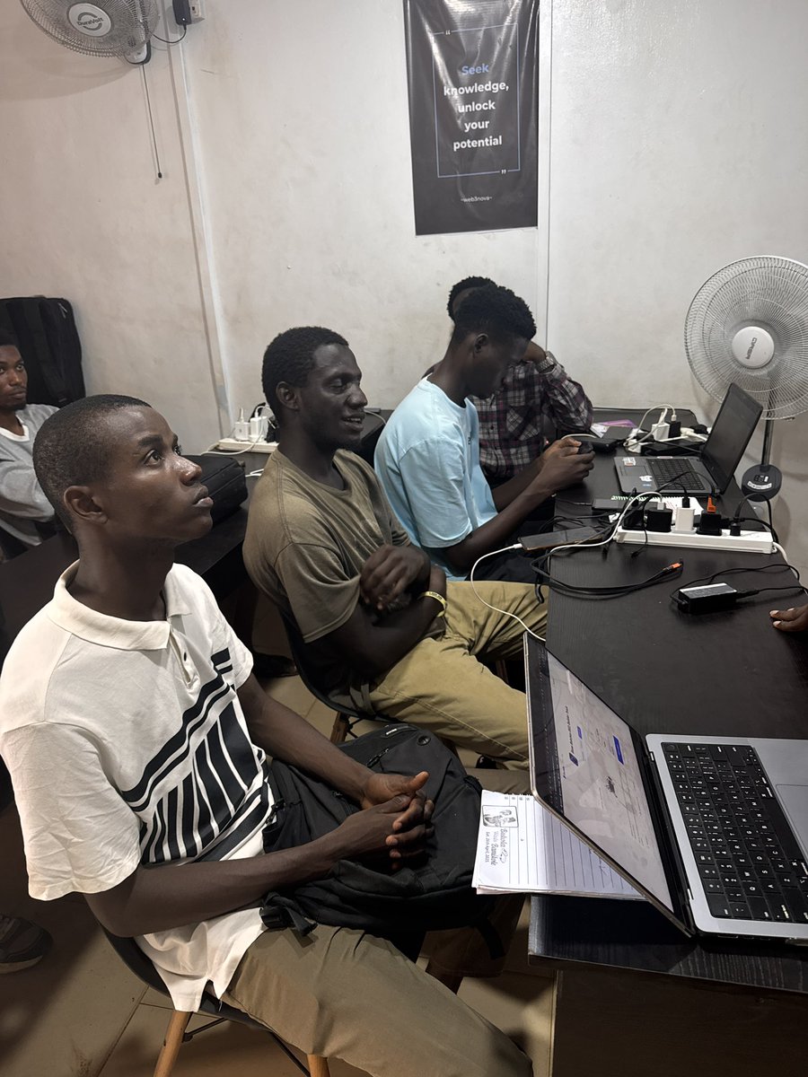 Bernard_O1's tweet image. Over the past 3 Weeks Builders @web3_nova  built for Base  Batches 
We brought 30+ New Builders On @base 
We had 9 products from Builders @web3_nova .
Thanks to @techwithmide and @Anonofweb3 for the guidance on global ideas.
We had @AbrahamNAVIG1 @jenola_dev @anuafolami_ and…