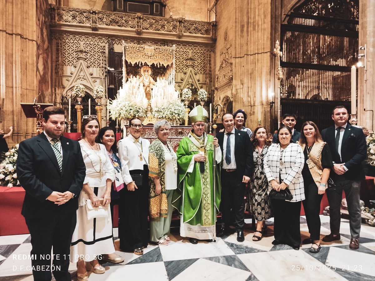 Hermandad de Soledad (La Algaba) tweet media