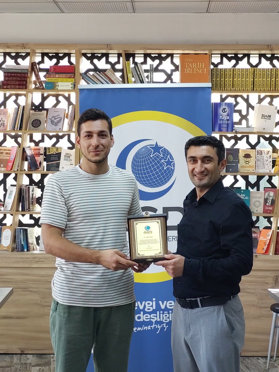 📍Anadolu Gençlik Derneği Antalya Şubesi önceki dönem Üniversite Komisyon başkanımız Refik Köşe’ye gayreti ve fedakarlığı için teşekkür eder yeni görevinde başarılar dileriz.👏
Rabbimiz emeğini bereketlendirsin, yolunu daim eylesin. 🤲