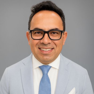 Alex_TerrerosB's tweet photo. #NewProfilePic https://t.co/fmuK4hKpwv