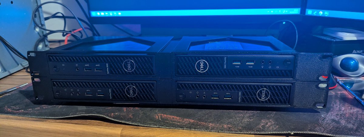 Help me out Twitter. Which looks better? Top or bottom?