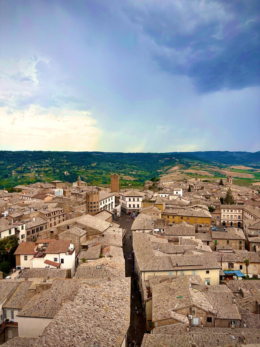 Emekli olup şöyle bir Orta Çağ kasabasına taşınmak 🤲