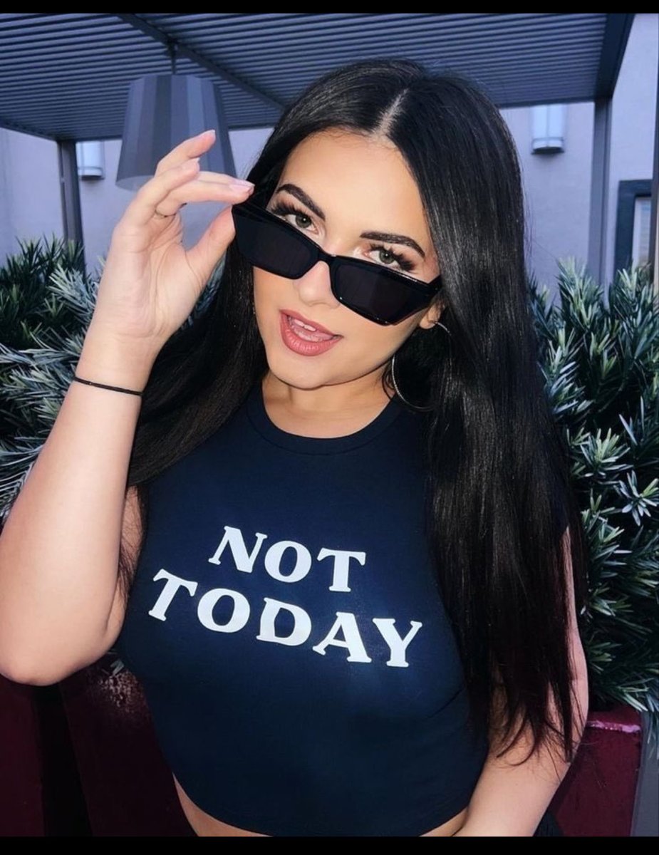 naomi tweet media