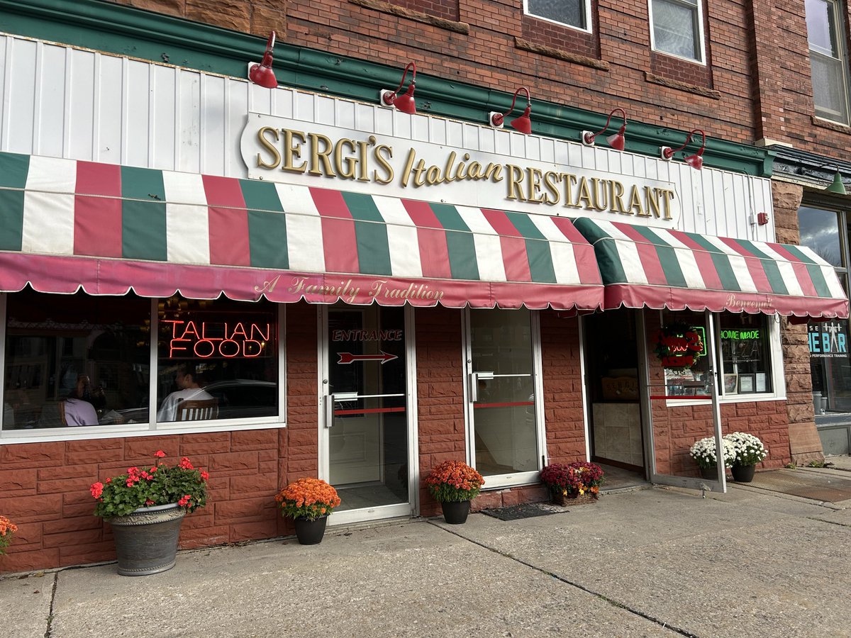 Brad Elliott Schlossman tweet media