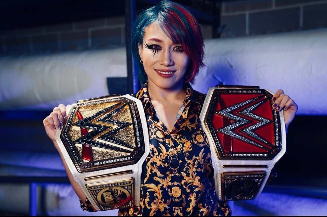 "I don’t chase records or championships. They’re the ones that come to me." - Asuka

DAMN.