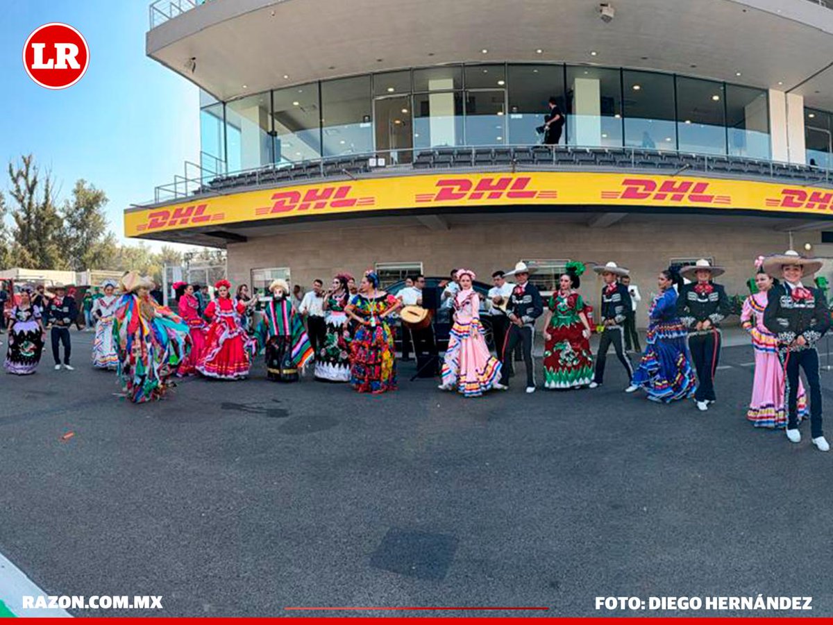 #FOTO | Así se disfruta en el Paddock del Gran Premio de la Fórmula 1  
📹:  <a href="/diegoahdzo/">Diego Toño</a>   / <a href="/LaRazon_mx/">La Razón de México</a>