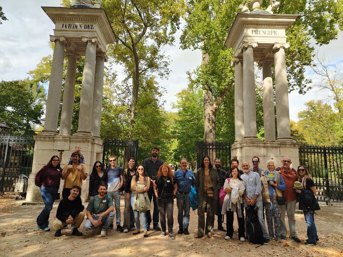 Hoy, parte de nuestros socios de ⁦<a href="/MadridTB/">Madrid TB</a>⁩ han participado en una jornada especial en #Aranjuez, viajando en el histórico Tren de la Fresa. Una experiencia única que combina patrimonio, tradición y turismo en la Comunidad de Madrid 🍓🚂