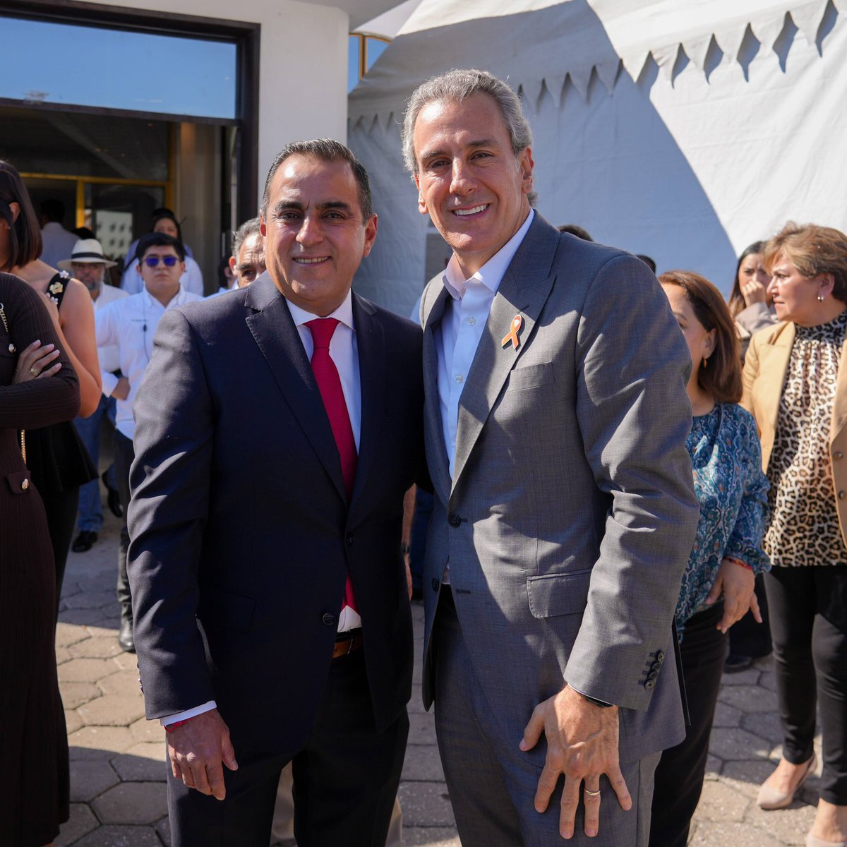 Un gusto acompañar a mi amigo el Diputado <a href="/MauCespedesP/">Mauricio Céspedes</a> en su Primer Informe. Hoy conoceremos los avances de su trabajo Legislativo en favor de Puebla. 🙌🏻