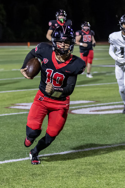 Final Friday Night Lights.
The scoreboard didn’t reflect the heart we played with, but I walked off knowing I gave my all.
Executed the offense, led my guys, and left no doubt
21/35 277 yards 2 tds 11 rushes 20 yards 1 td 

#QB1 #Leader #RecruitReady
<a href="/TheD_Zone/">The D Zone</a> 
<a href="/MichiganPreps/">MichiganPreps.com</a>