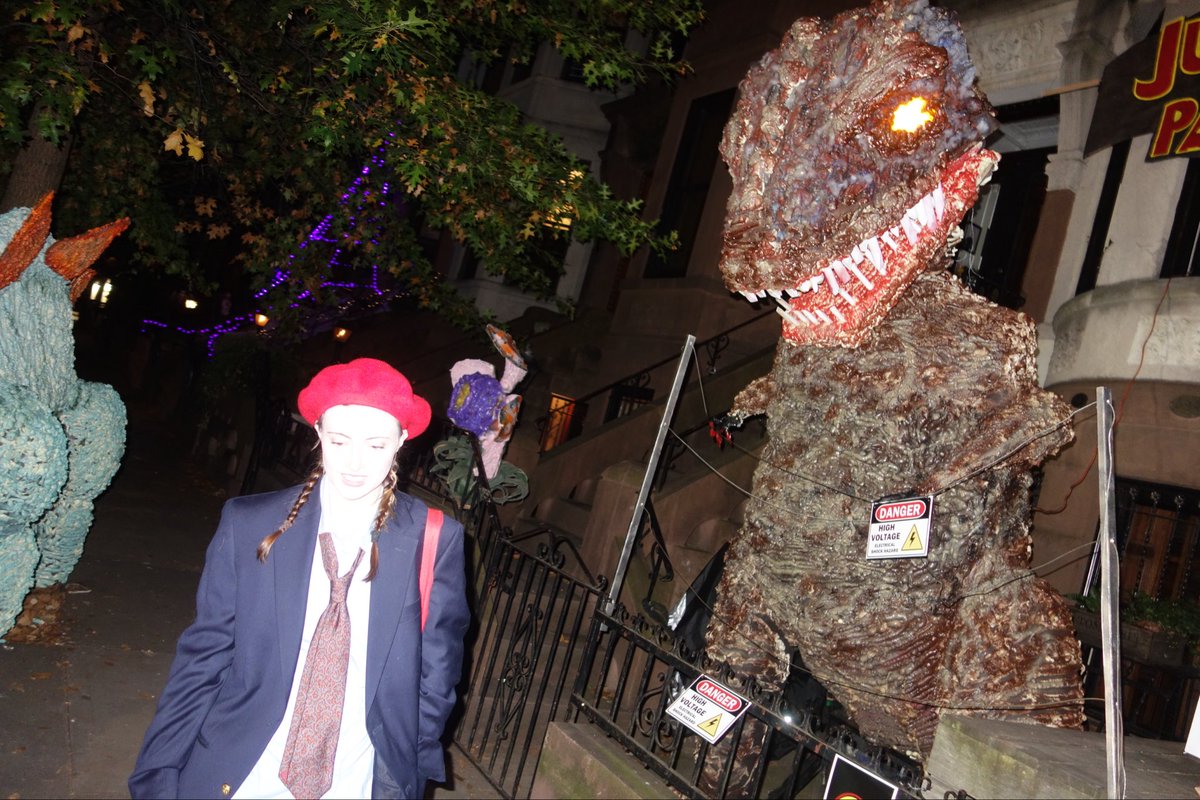 paigehtml's tweet image. as mayor, curtis will take on new york’s most dangerous neighborhoods