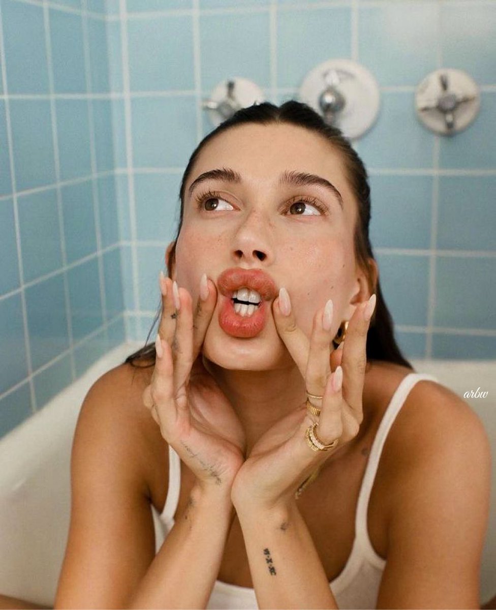 archive hailey tweet media