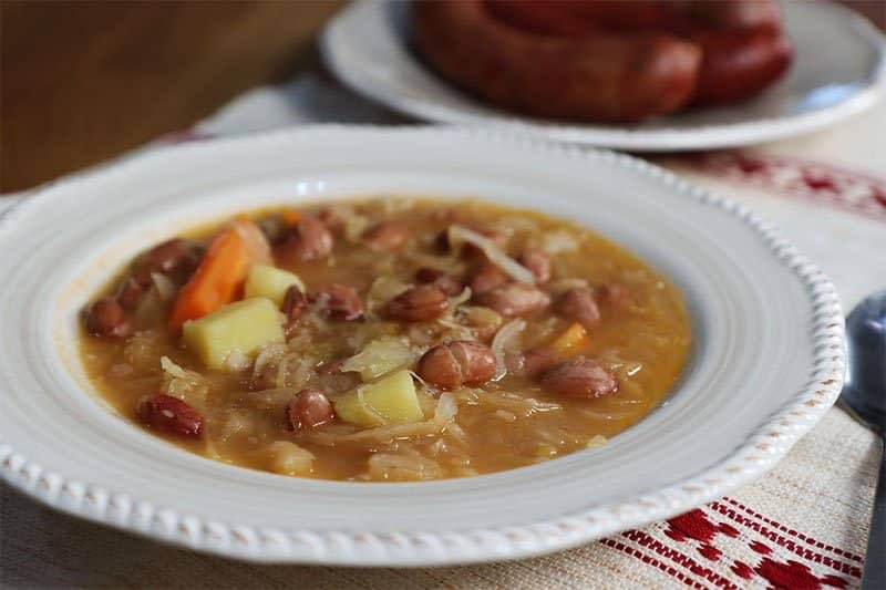 leamaric's tweet photo. IT’S OFFICIALLY SOUP SEASON. Tell me what soups you have in your rotation, I need some new inspo. 

Our usuals are: minestrone, Istrian jota, Croatian beef soup and cod soup. https://t.co/I6SsHoki1x