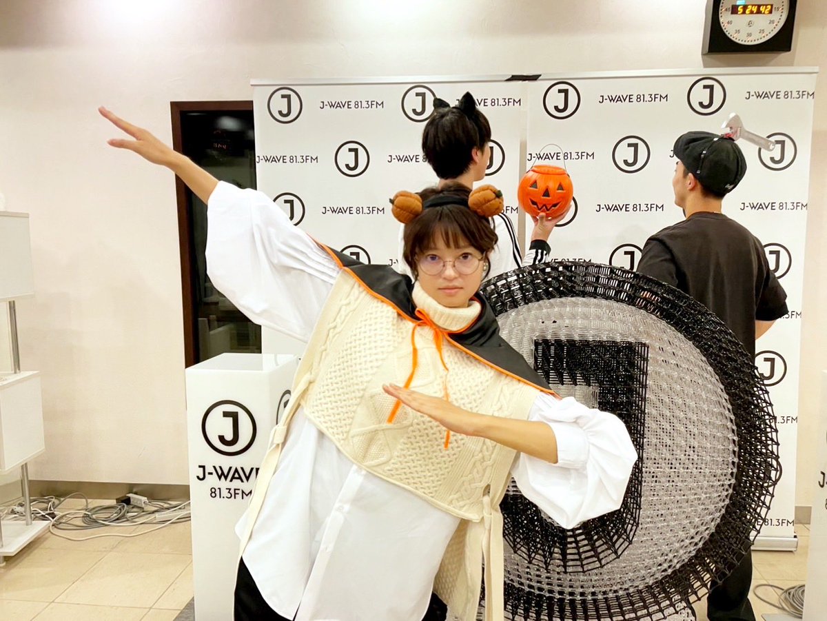 eg813jwave's tweet image. ☀️EARLY GLORY☀️
今日は…
/
味噌、お味噌汁特集〜🥢
\
信州味噌や仙台味噌、八丁味噌など、いろんな種類がありますよね✨
皆さんは、何味噌派⁉️
また、「味噌、味噌汁」にまつわる
メッセージお待ちしています📩
素敵なプレゼントも✨
📻radiko.jp/share/?t=20251…
#eg813 #jwave