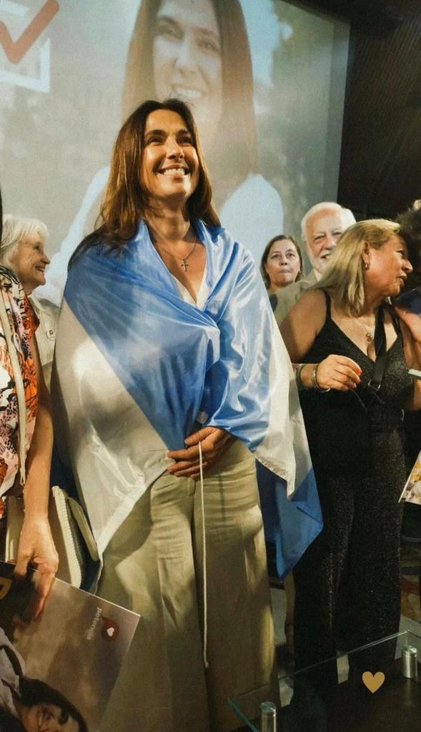 Comedia argentina tweet media