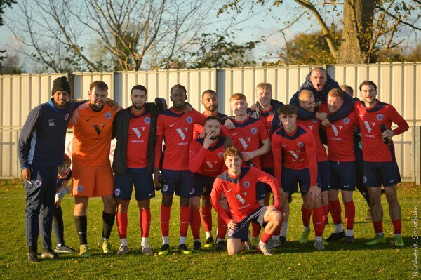 WE ARE THE COMMONERS🫡

📸 Richard Southan