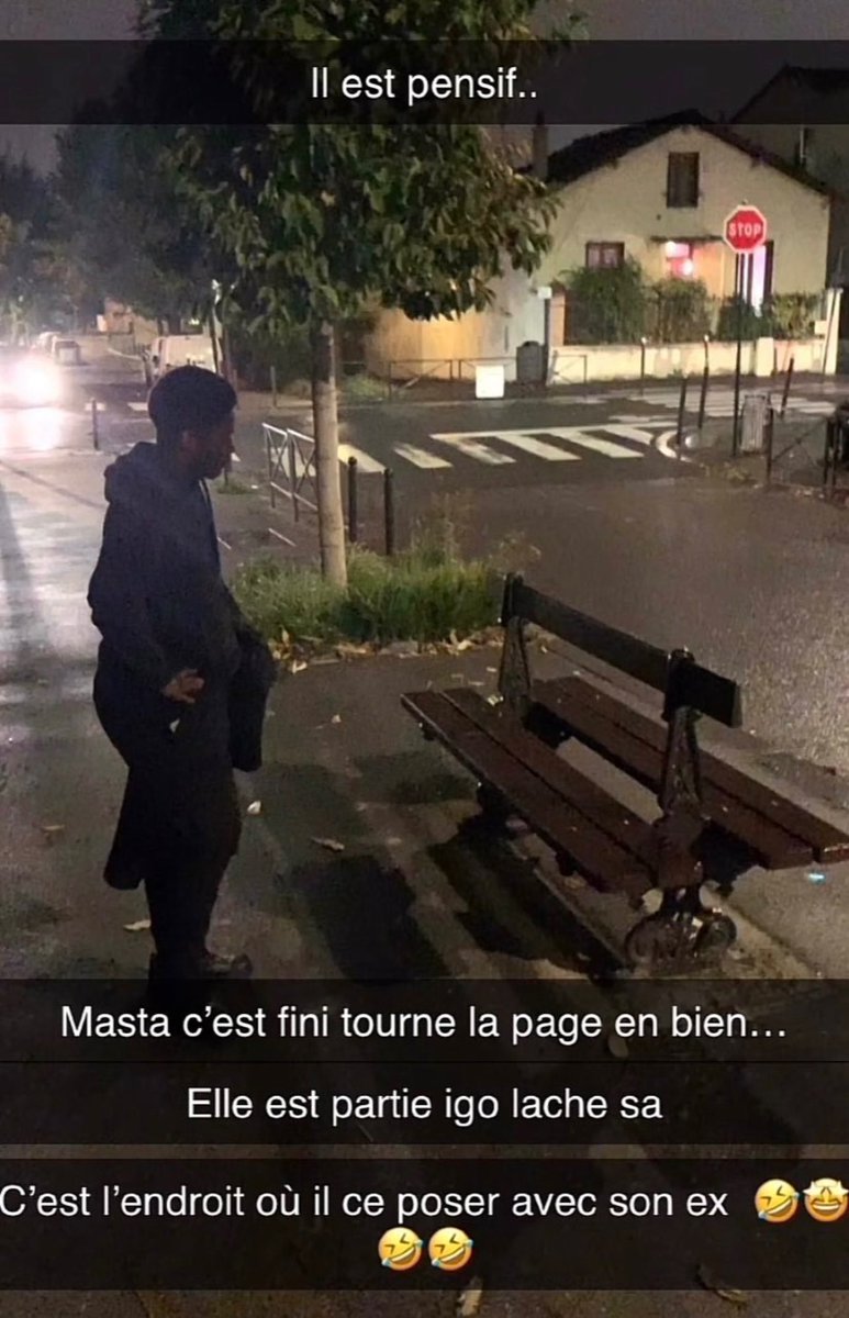 basilebilo's tweet photo. On est même pas resté une semaine à la première place https://t.co/nnneYSBDvO