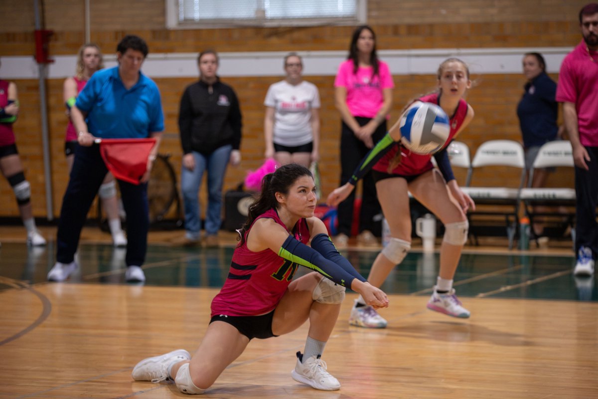 VB | We battled it out against Randolph and Regent today in our tri-match!  

📰: vixenathletics.com/news/2025/10/2… 

#upupsweet x #vixenFIERCE x #PASSION