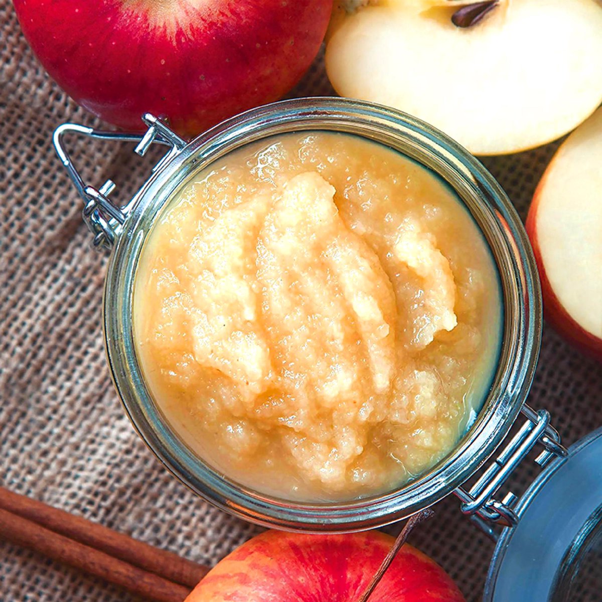 🍎 De retour du verger avec un panier qui déborde? Voici 28 recettes gourmandes pour profiter de vos #pommes jusqu’à la dernière bouchée!

🔗 fr.chatelaine.com/cuisine/recett…