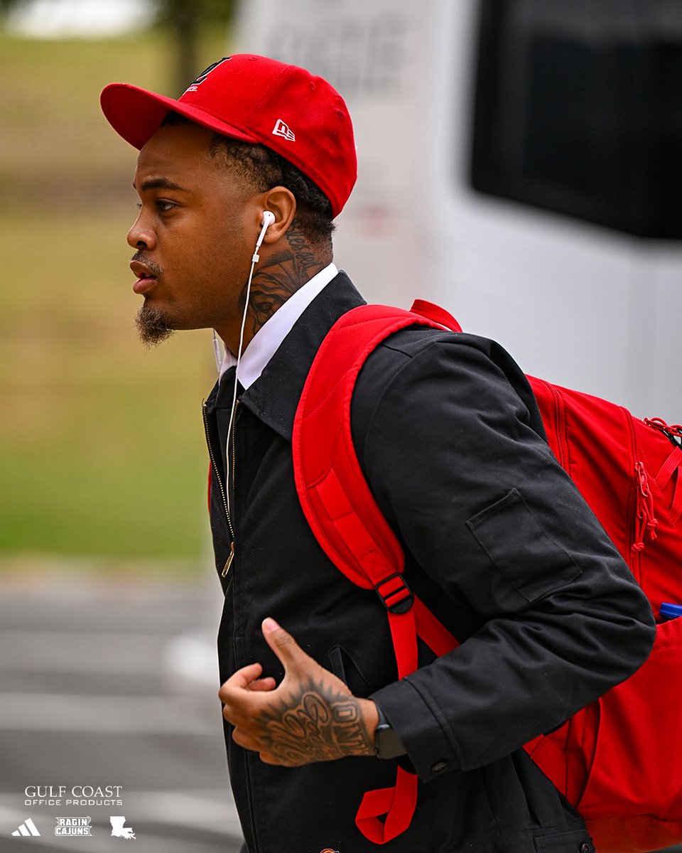 RaginCajunsFB's tweet photo. 📍All business in Troy

#cULture | #GeauxCajuns https://t.co/9K8SxS7cnH