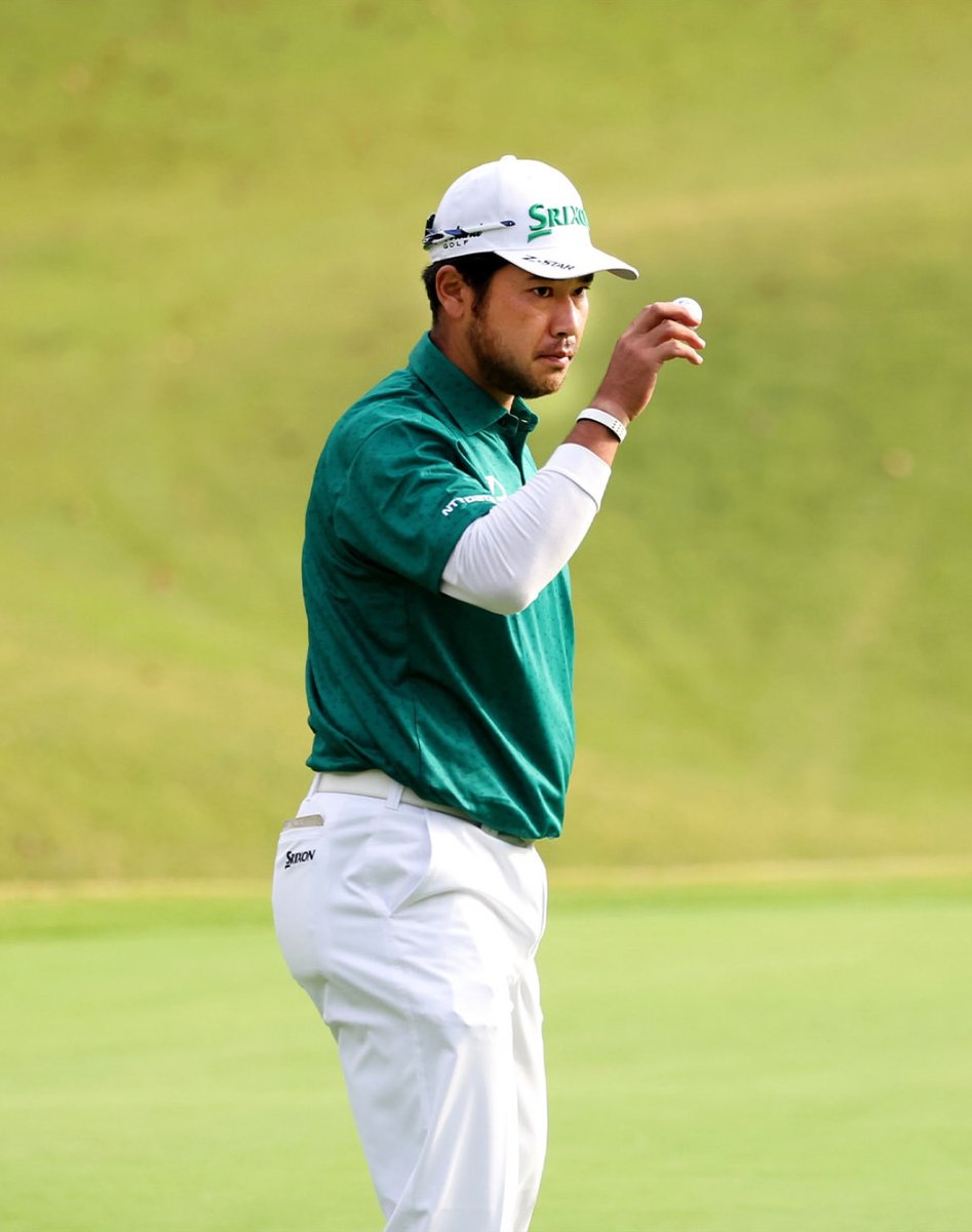 TrackingHideki's tweet image. Hideki is 3 back heading into the final round in Korea! 🇰🇷

He is playing with Thomas Detry and Garam Jeon, teeing off at 11:08 local time.

A fast start and I think he’ll be right in this ✅