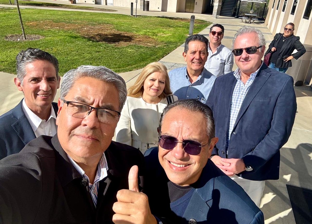 Miguel Ángel Martínez Millán (@miguel_amtzm) on Twitter photo Otay Mesa Meeting: Diálogo de Coordinación Fronteriza Regional entre México y Estados Unidos 🇲🇽🇺🇸🇨🇦
Sostuvimos en #SanDiegoCalifornia una reunión preparatoria previa a las mesas de trabajo que CANACAR (<a href="/canacarmexico/">CANACAR</a>) llevará a cabo con la Secretaría de Economía del Gobierno de Otay Mesa Meeting: Diálogo de Coordinación Fronteriza Regional entre México y Estados Unidos 🇲🇽🇺🇸🇨🇦
Sostuvimos en #SanDiegoCalifornia una reunión preparatoria previa a las mesas de trabajo que CANACAR (<a href="/canacarmexico/">CANACAR</a>) llevará a cabo con la Secretaría de Economía del Gobierno de