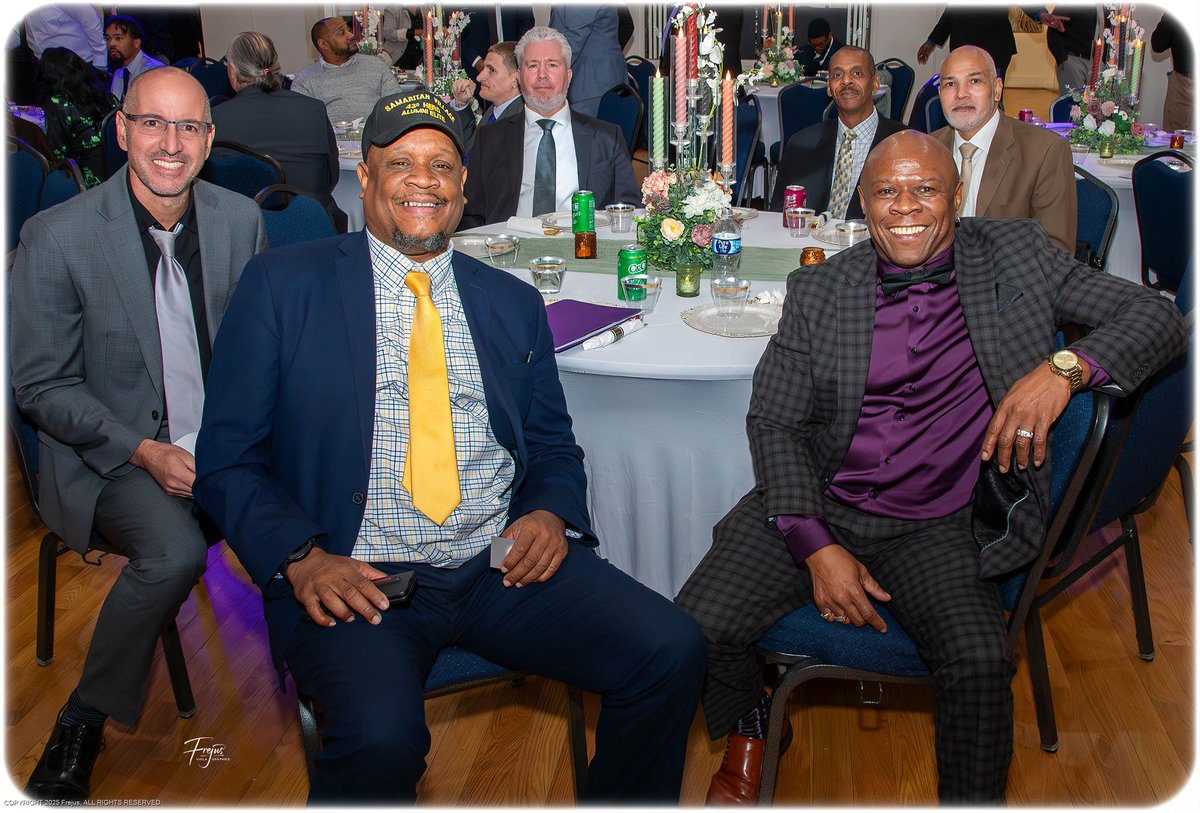 samaritanny's tweet photo. Our #VeteransPrograms proudly hosted its 11th Annual Black Tie Dinner, honoring those who completed treatment with us & sustained 5 years of continuous recovery.
We also recognized staff & community partners whose ongoing support uplifts our veterans every day.
#RecoveryIsReal https://t.co/25qov0ISrL