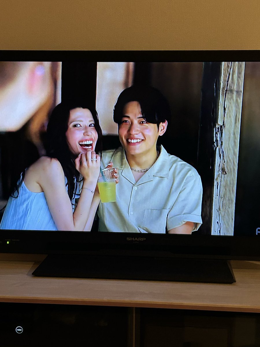 ryo_kun9812's tweet photo. とんだ茶番だわ。。この画面の3人みんなマネーだと思ってるから、それで不成立なって共倒れする未来下さい。あ、3名中見切れてる左の人はツイストパン頭女うらら。そしてこう言うリアリティ番組で自分の事名前で呼ぶヤツは大体OUTです。 https://t.co/V1SlUj7kC2