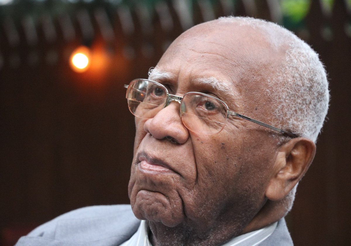 Nous avons appris avec une profonde tristesse le départ du Dr Michel Philippe Lerebours, l’un des plus grands historiens et critiques d’art de notre époque.

Son héritage est immense. Ses publications et ses cours ont profondément marqué la connaissance et la compréhension