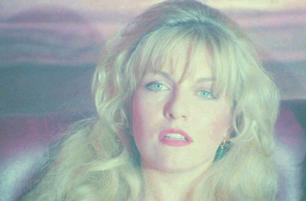 choppingwoodpod's tweet image. Lynch lighting Laura