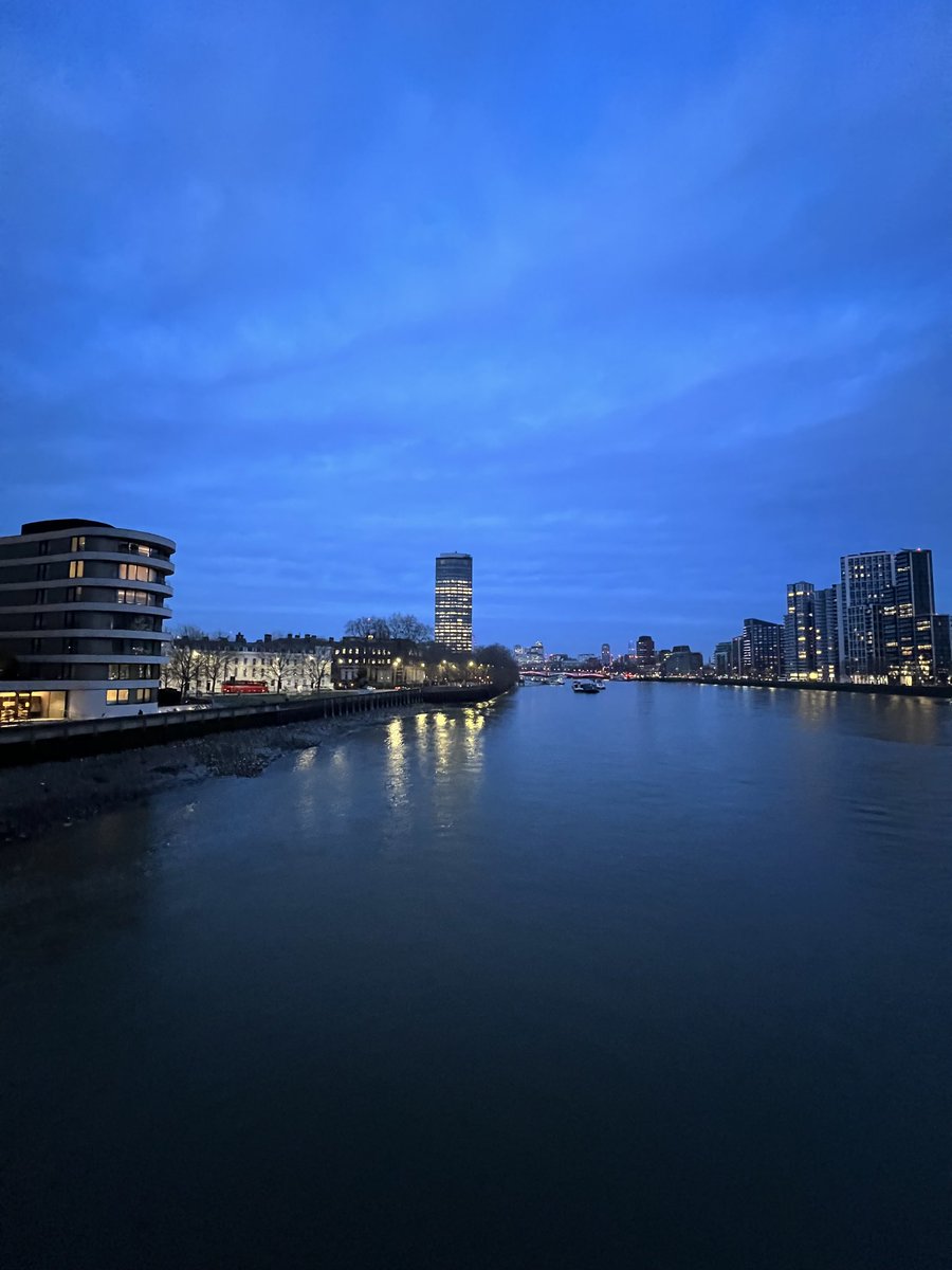 wapple15's tweet image. The London Blues. #ShadowsReflects