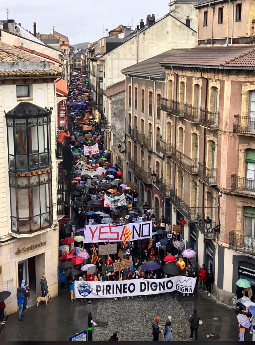 Plataforma Defensa Montañas Aragón tweet media
