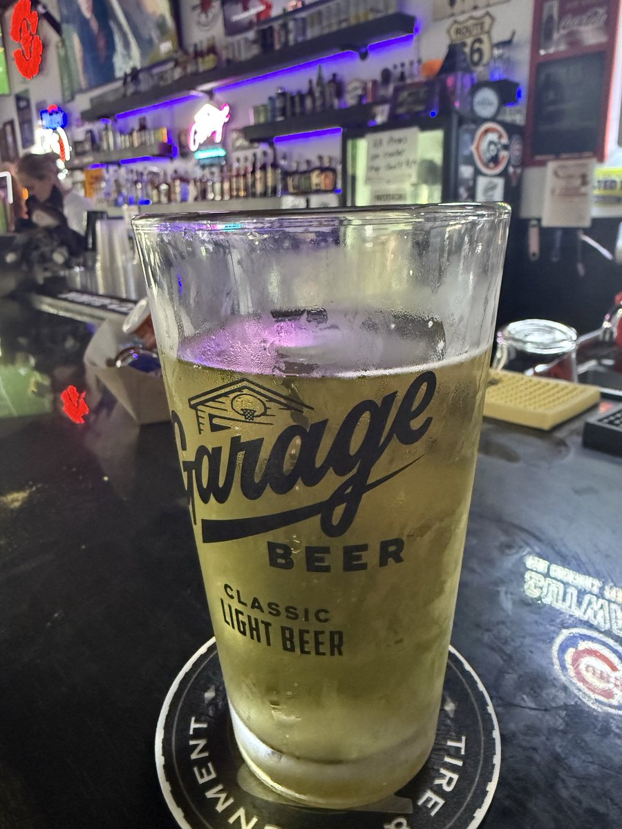 placy12's tweet photo. I choose the bars I visit based on the beer choices. @drinkgaragebeer for the win. @DrewGarrison @JasonKelce https://t.co/m9n7YymsfI