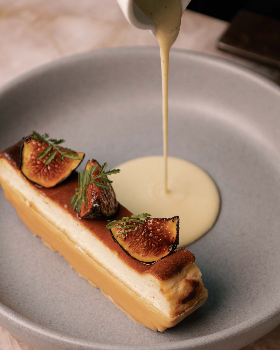 Four Seasons Hotel Toronto tweet media