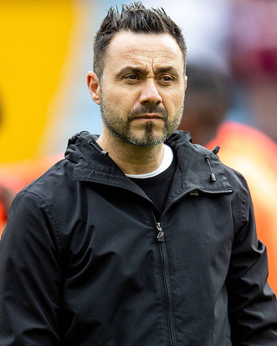 Le coach le plus surcôté de la planète.
Ça fait 2 ans qu'il fait des dingueries mais il a tjs la côte.
#RDZ
#OM
#RCLOM
#ligue1mcdonalds