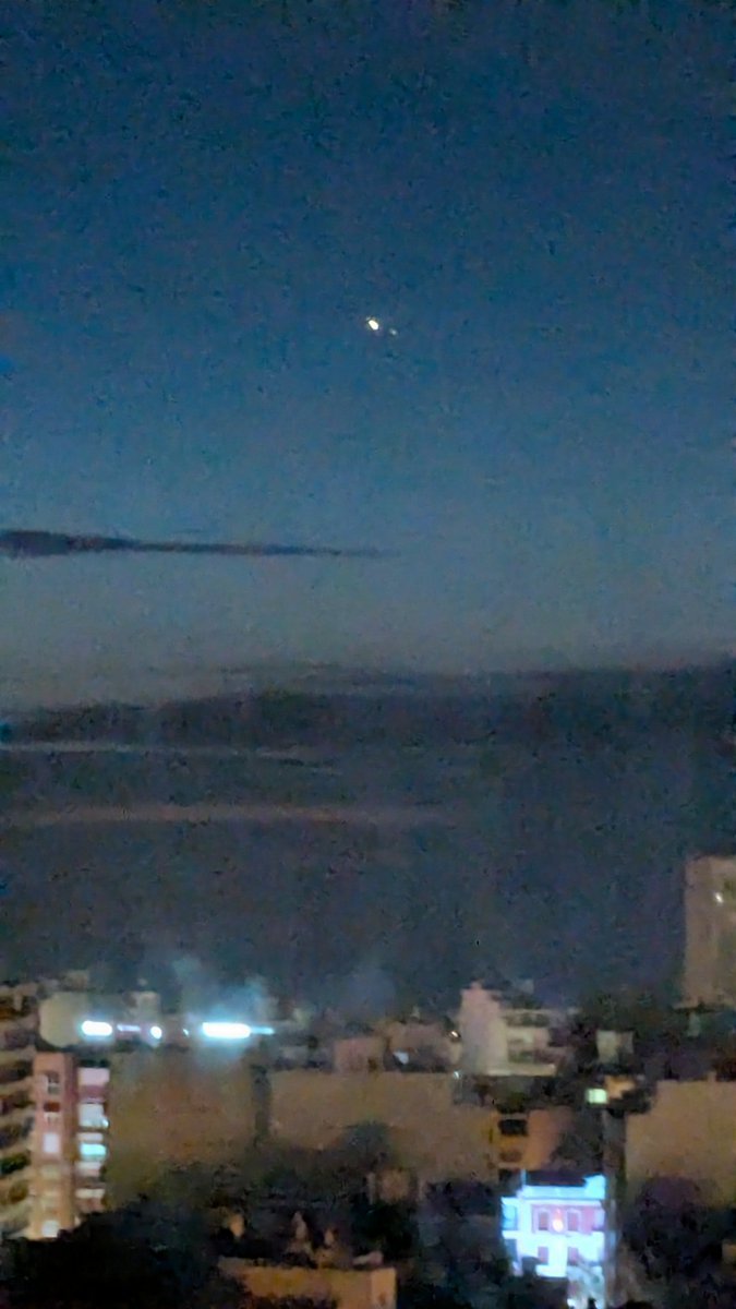 ShawnTechMeetup's tweet photo. So… Alicante might have a new tourist attraction 👀
Been seeing this mysterious bright light over #SantaBarbaraCastle for days now.
UFO, planet, or something else? 🤔
#Alicante #UFOsighting #Spain #MysteryLight #SkyWatch #CostaBlanca #Aliens https://t.co/Phs3erqpTL