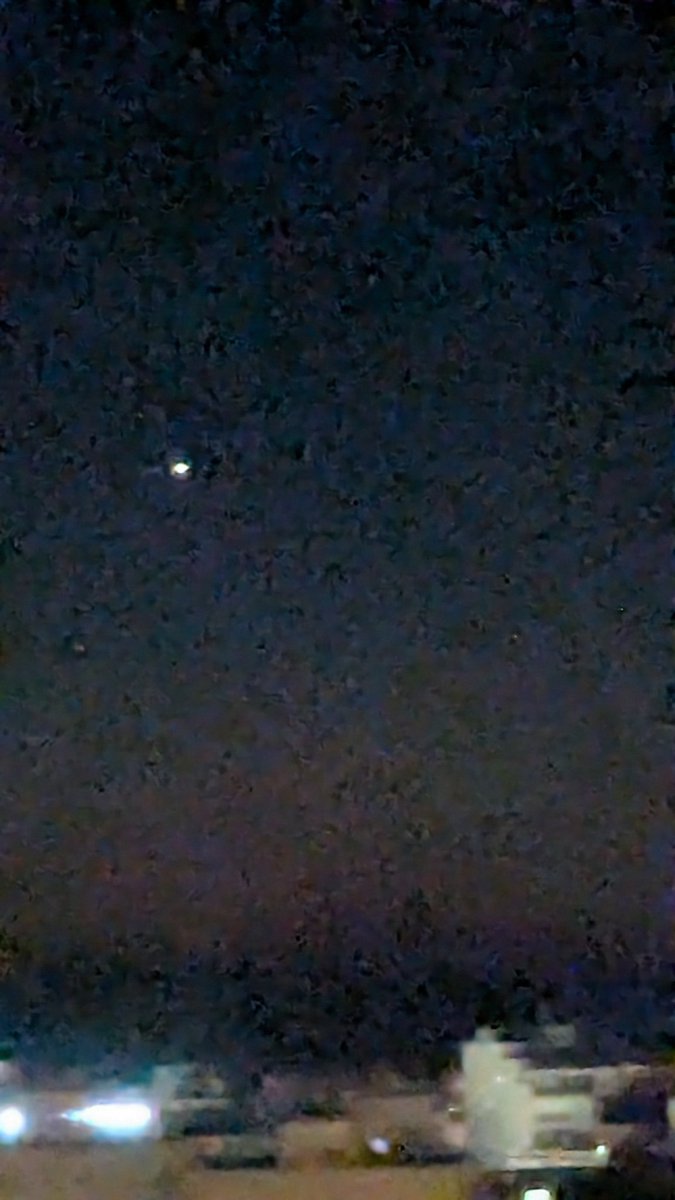 ShawnTechMeetup's tweet photo. So… Alicante might have a new tourist attraction 👀
Been seeing this mysterious bright light over #SantaBarbaraCastle for days now.
UFO, planet, or something else? 🤔
#Alicante #UFOsighting #Spain #MysteryLight #SkyWatch #CostaBlanca #Aliens https://t.co/Phs3erqpTL