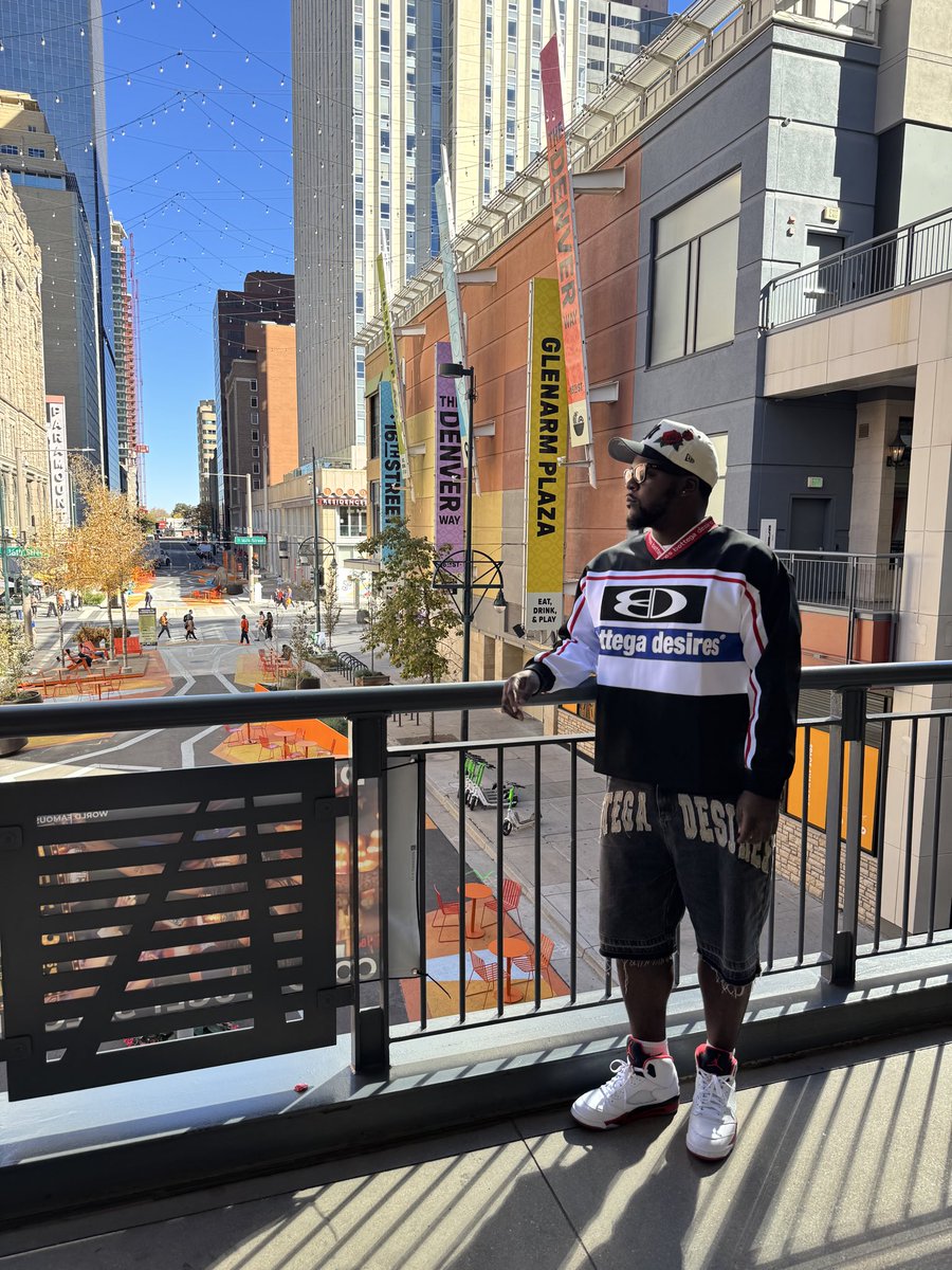 DevanteCole's tweet image. 