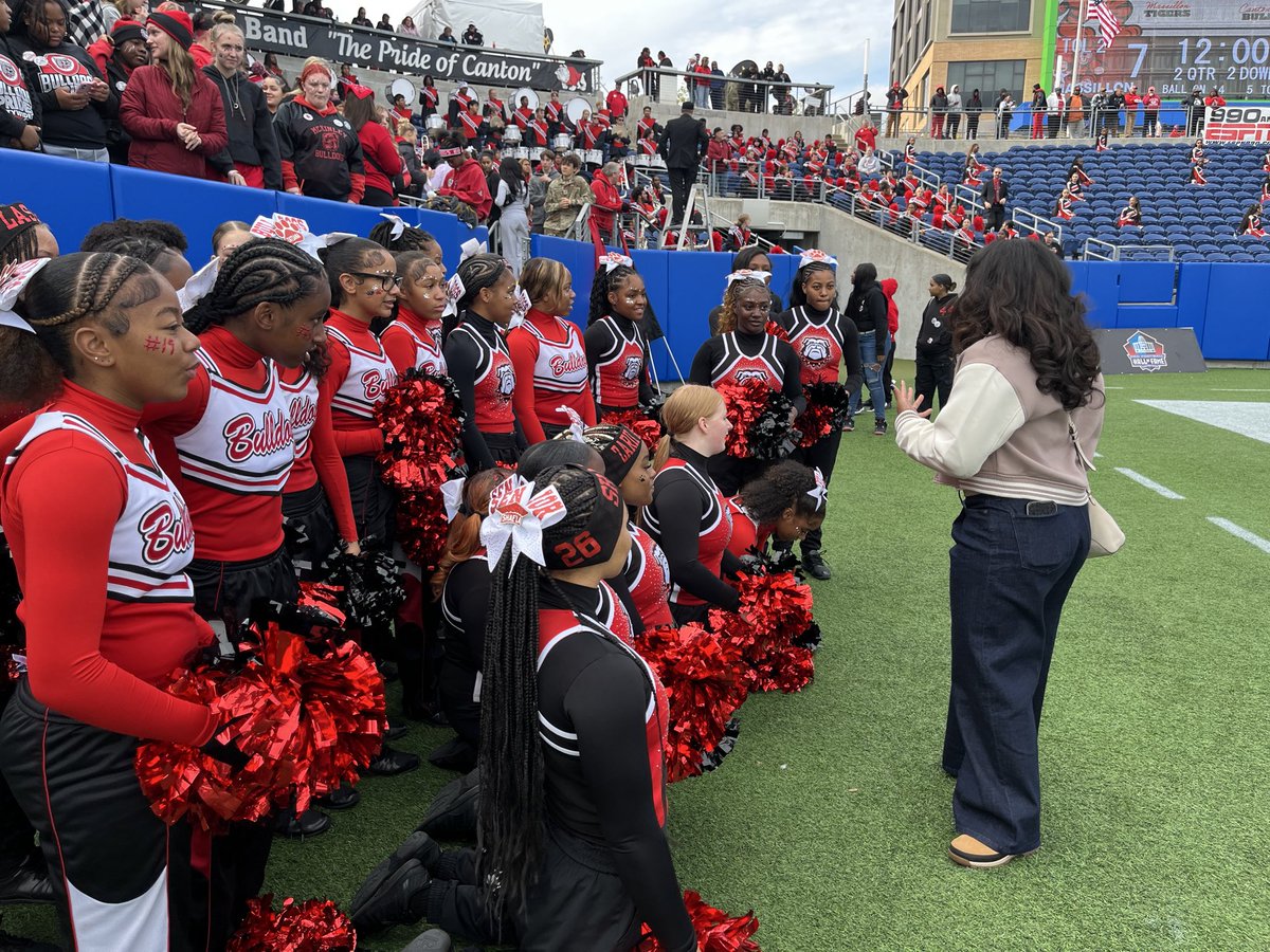 RepEmiliaSykes's tweet image. Rep. Sykes had a great time cheering on the Massillon Tigers and the Canton Bulldogs at this year’s Battle of the Birthplace of Champions!