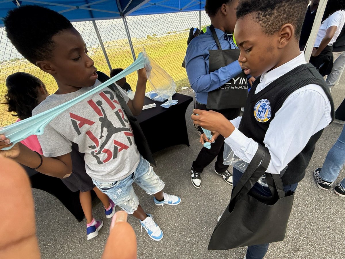 Nichele Williams tweet media