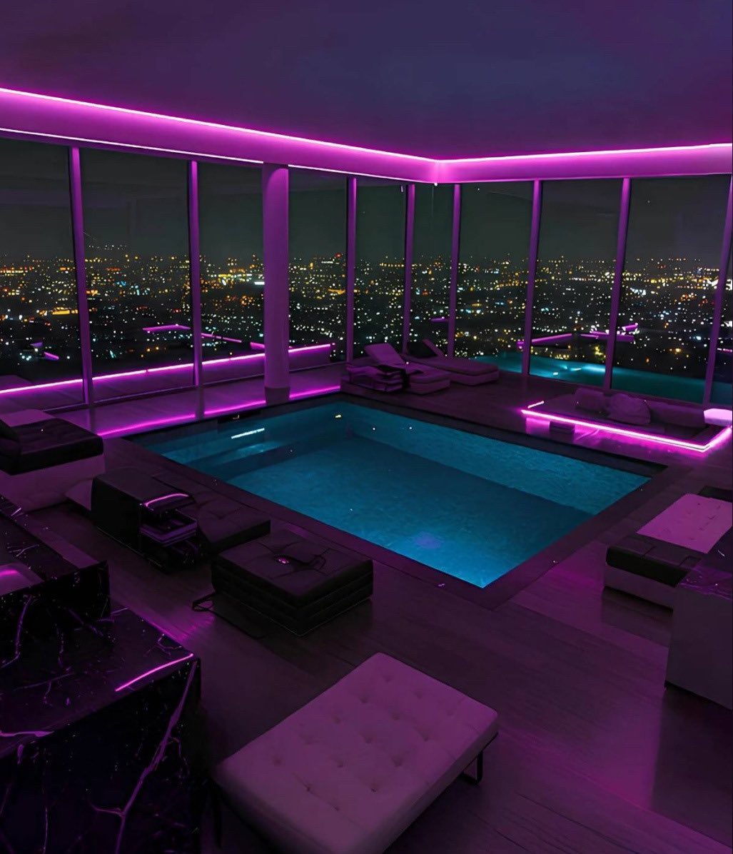 Dr Sneaker Nyame tweet media