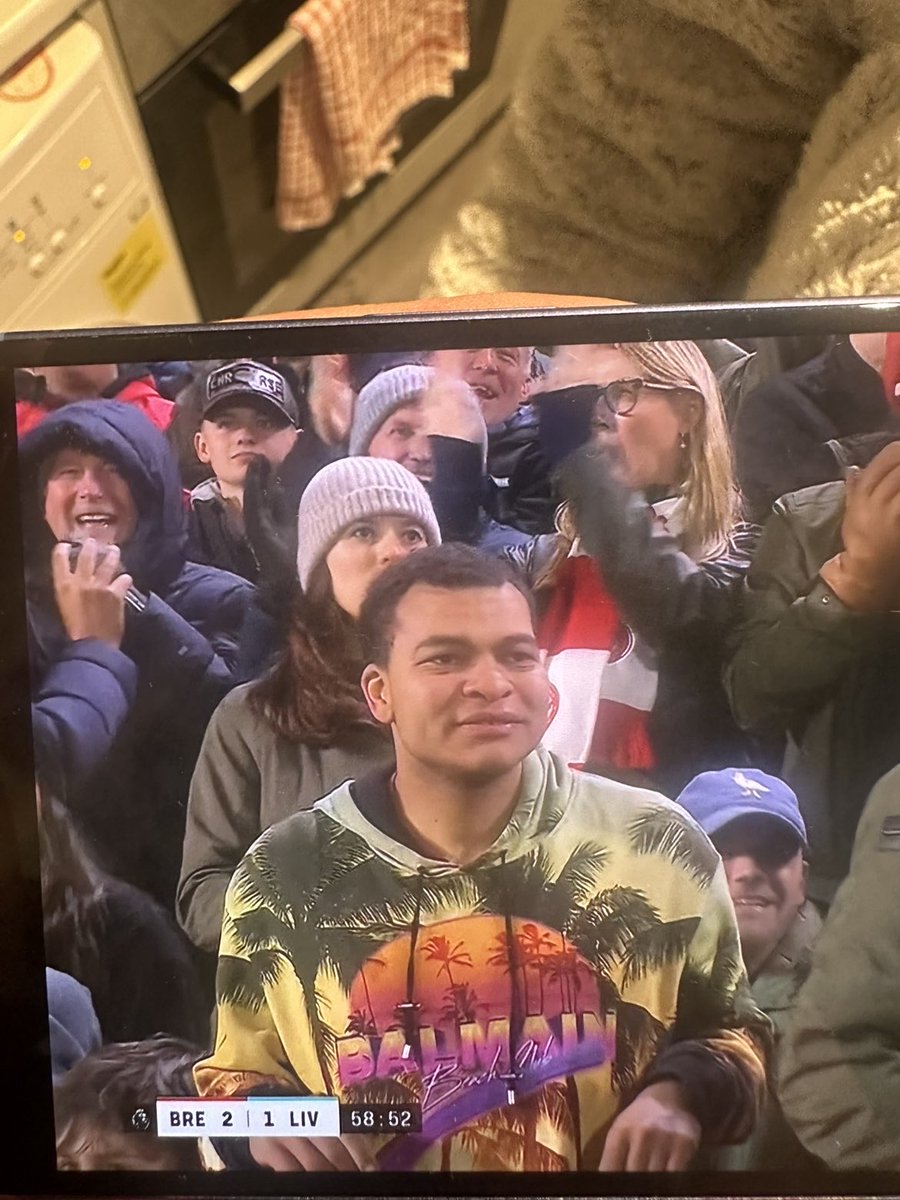 GeorgeBushell2's tweet image. Mbappe enjoying this Liverpool downfall  🤣🤣